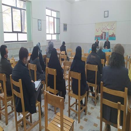 نقد کتاب به مناسبت هفته کتاب و کتابخوانی